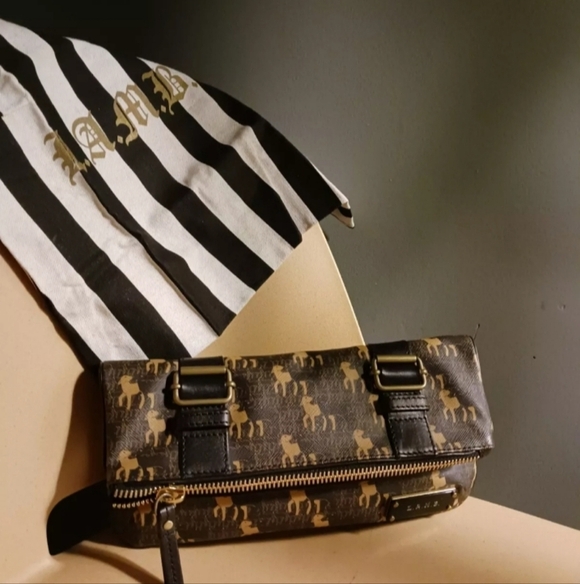 L.A.M.B. Gven Stefanie Black Designer Clutch - Picture 1 of 15